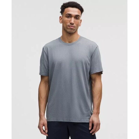 lululemon athletica Other - Lululemon Mens Metal Vent Tech Active Performance Workout Shirt Gray XXL